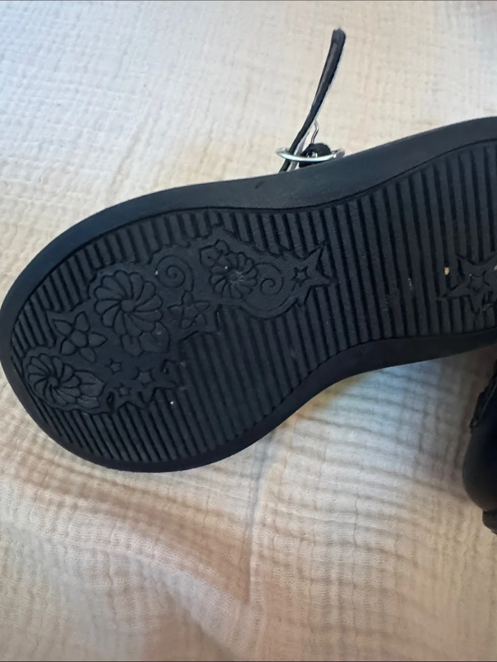 Classic Black Mary Jane Dress Shoes for Girls with Butterfly Stitching